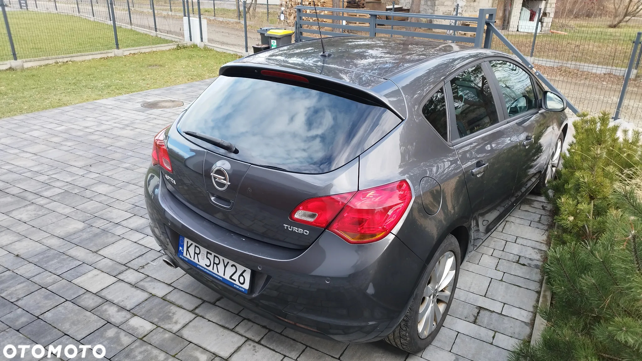 Opel Astra GTC 1.4 Turbo - 5