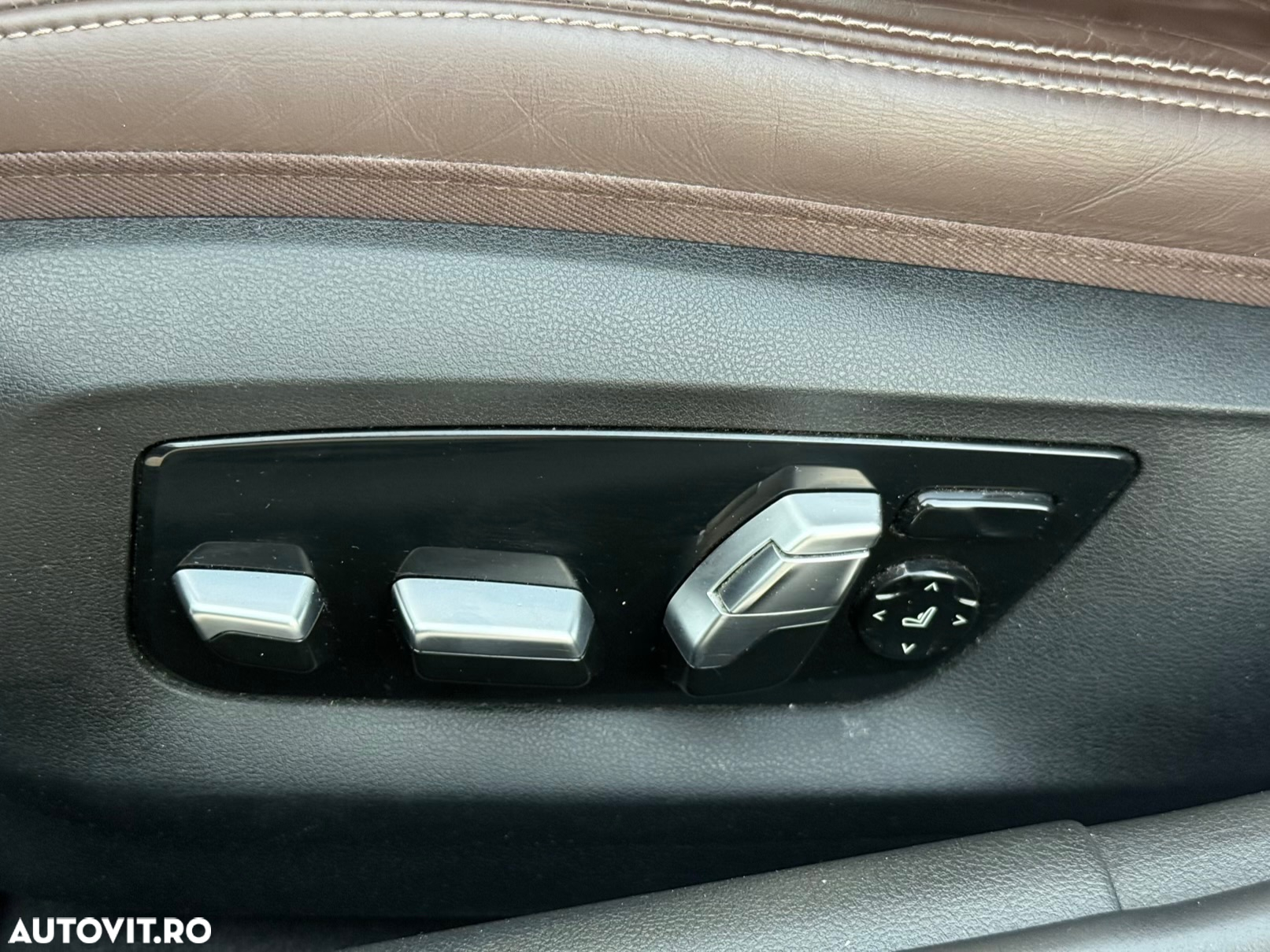 BMW Seria 5 520d Touring Aut. Luxury Line - 27