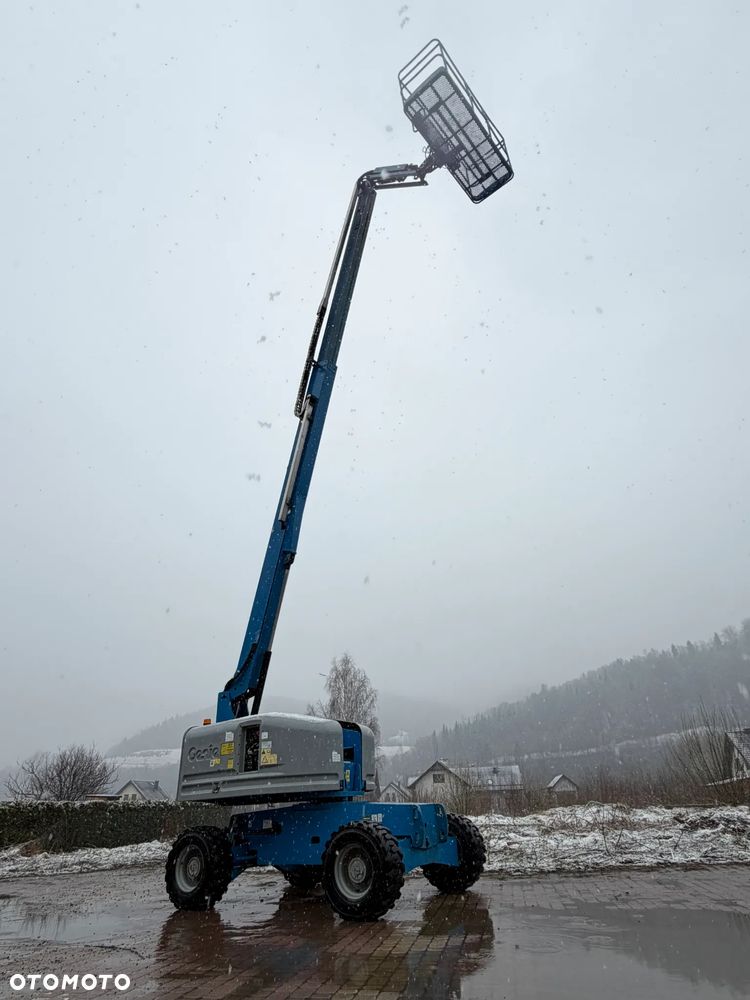 Genie S-45 Zwyżka Podnośnik Teleskopowy terenowy 4x4 wysokość 16 m Silnik DEUTZ. Maszyna jak Nowa z Urzędu Norweskiego Komuny! 2016 rok. Spalinowo- elektryczna Zadbana. Zero luzów wycieków! Okazja! 2 x Sterowanie maszyną góra i dół. Przetwornica gniazdo 220 volt. Poziomowanie oraz obrót kosza! OKAZJA. Aktualna Dekra Do 2027 roku !!! - 31