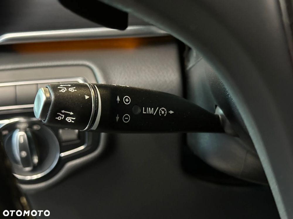 Mercedes-Benz EQV - 25