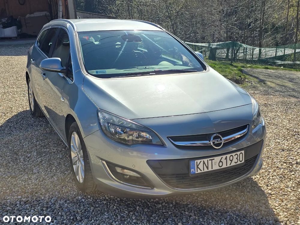 Opel Astra 1.6 CDTI Sport - 2