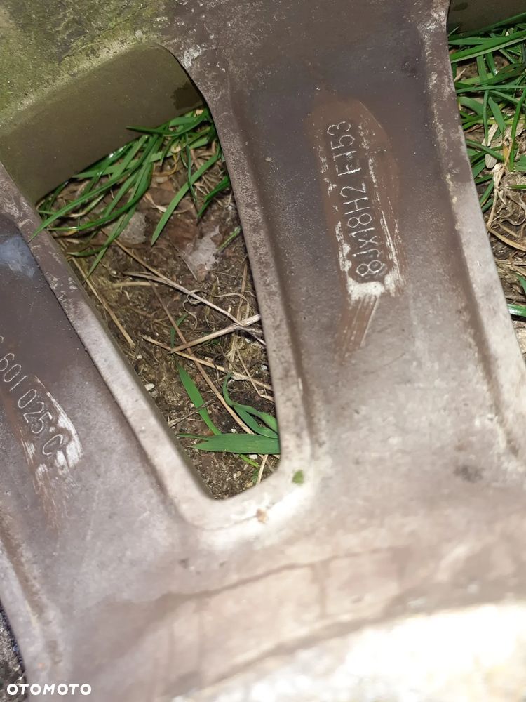 VW Touareg II Koła Felgi 18" ET53 - 3