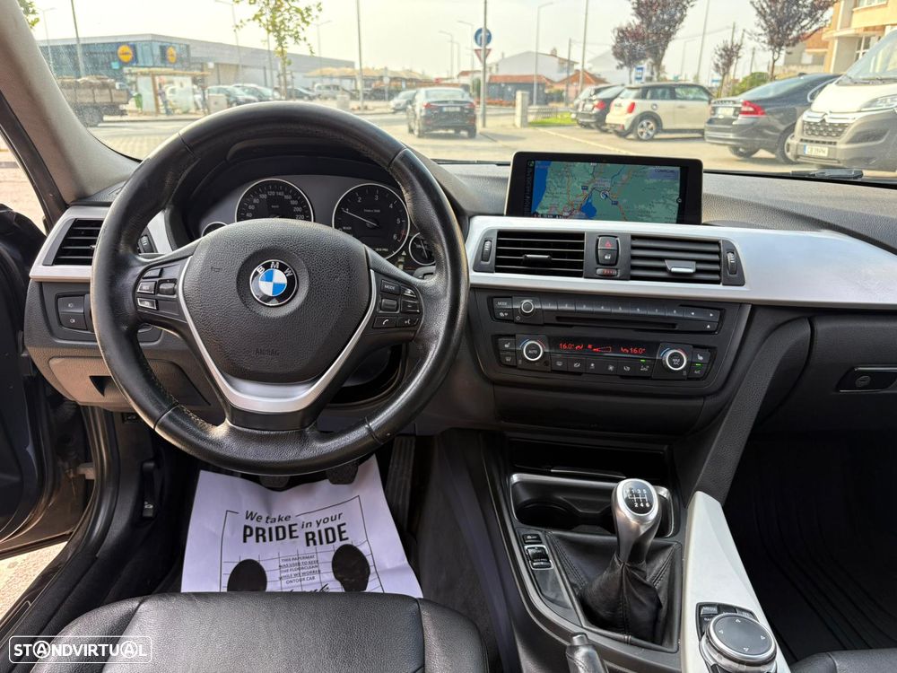 BMW 320 d Efficient Dynamics Edition Luxury Line - 12