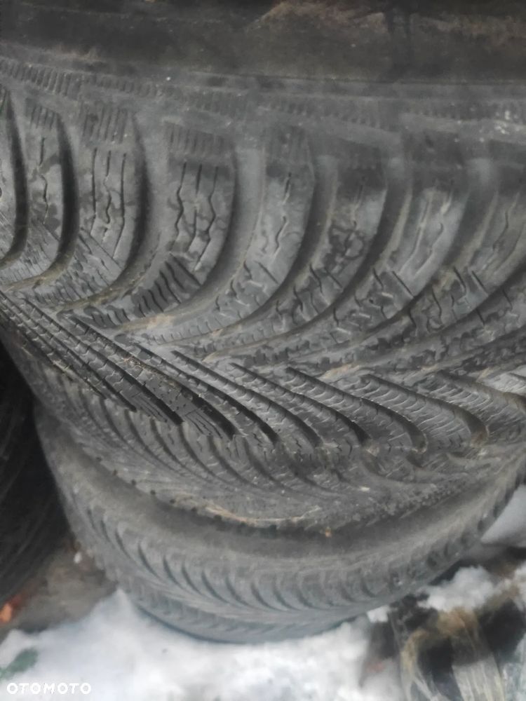 Alufelgi nissan Qashqai juke Trafic 3 Vivaro B 5x114,3 16 opony zimowe 205 60 16 - 2