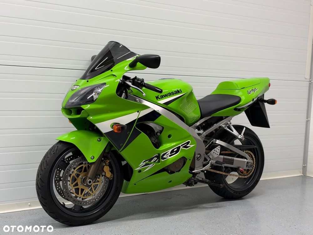 Kawasaki ZXR - 19