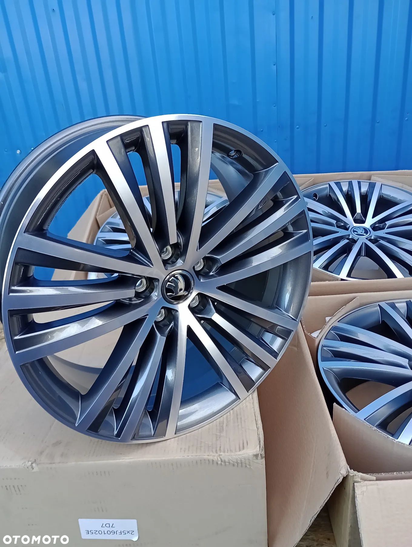 FELGI ALUMINIOWE ORG SKODA 5x112 R19 8J ET44 SKODA KAROQ KODIAQ OCTAVIA SUPERB YETI ENYAQ IV - 1