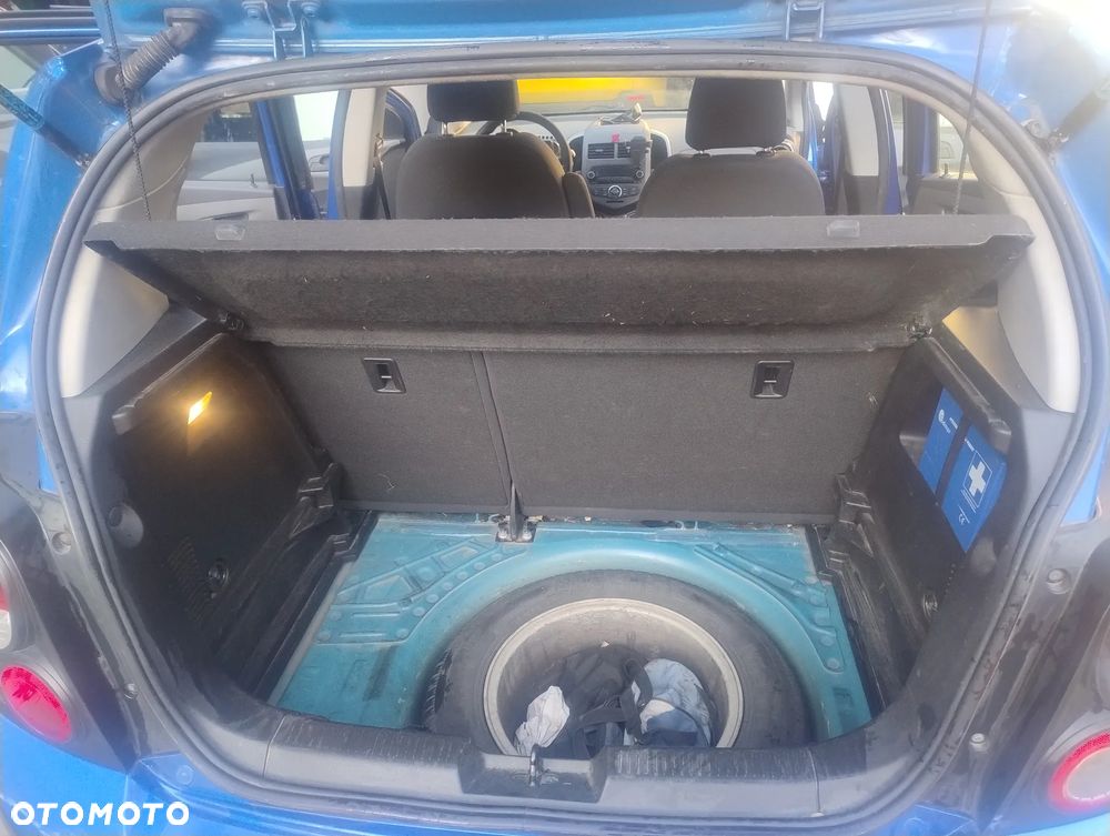 Chevrolet Aveo - 11