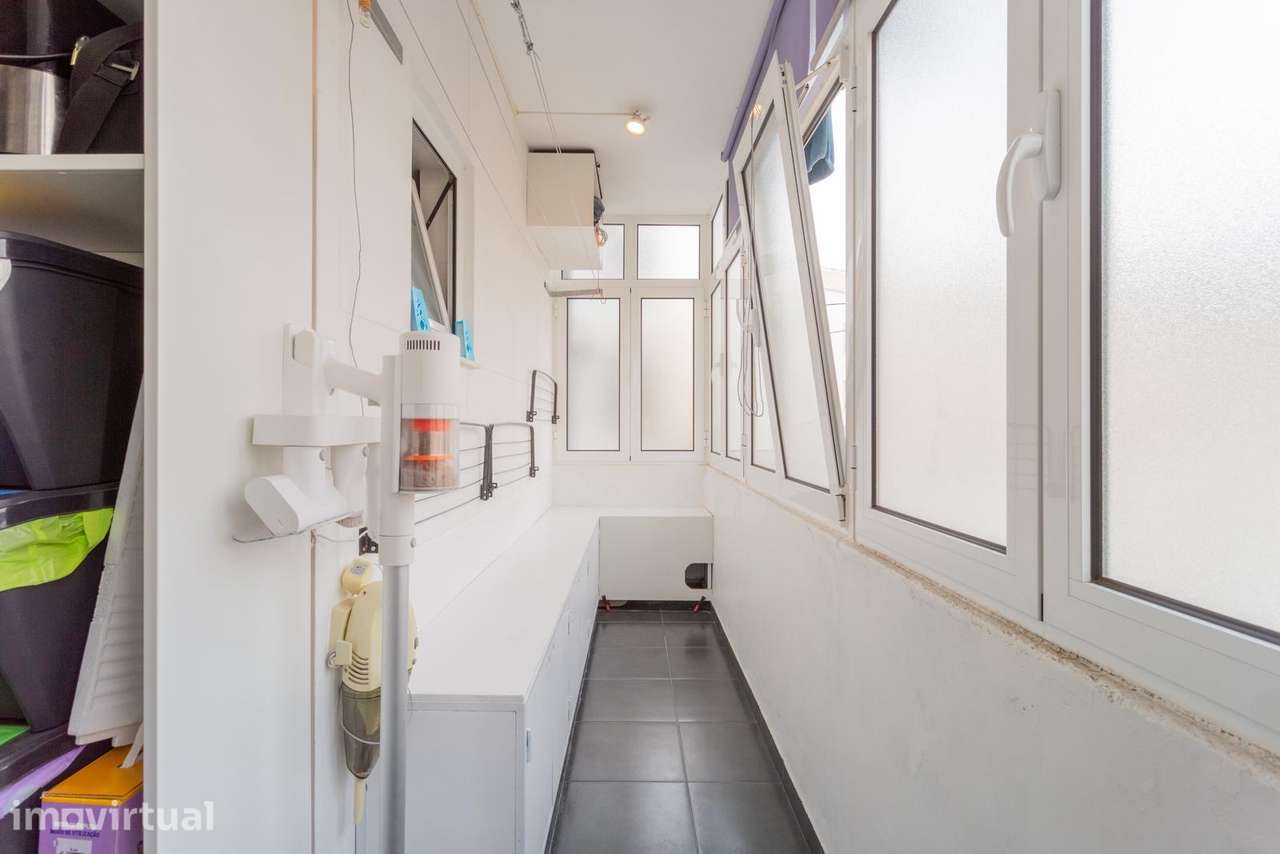Apartamento T2 Remodelado - Laranjeiro - Grande imagem: 5/16