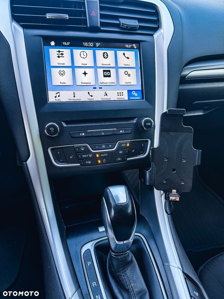 Ford Mondeo 2.0 TDCi Titanium PowerShift - 19