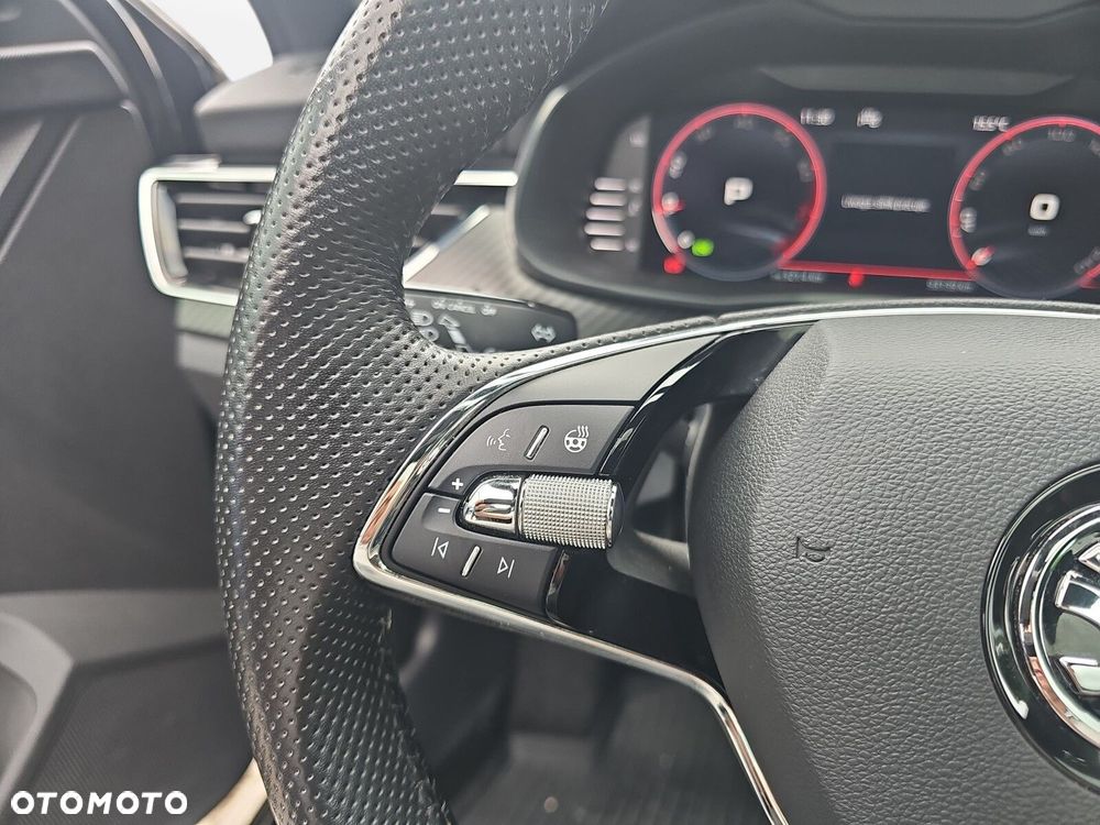 Skoda Kamiq 1.5 TSI Monte Carlo DSG - 22