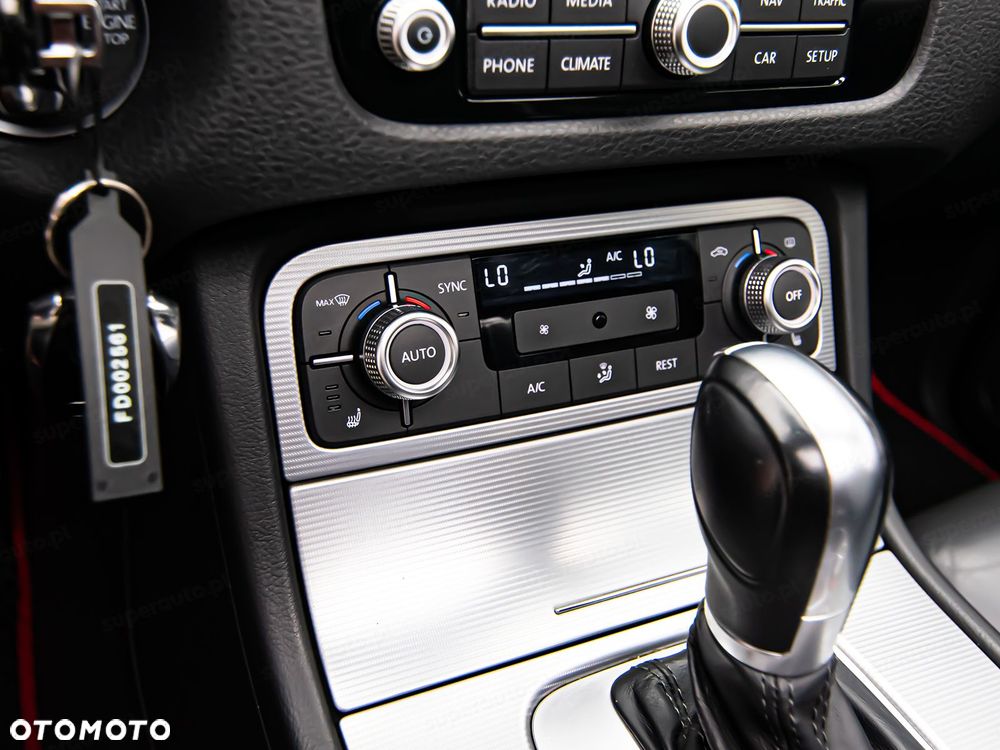 Volkswagen Touareg 3.0 V6 TDI BMT - 22
