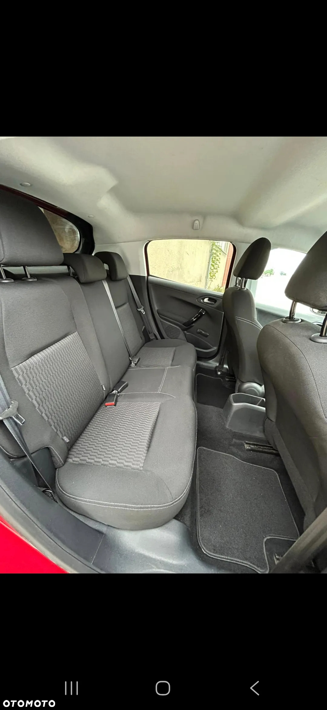 Peugeot 208 1.2 PureTech Style - 25