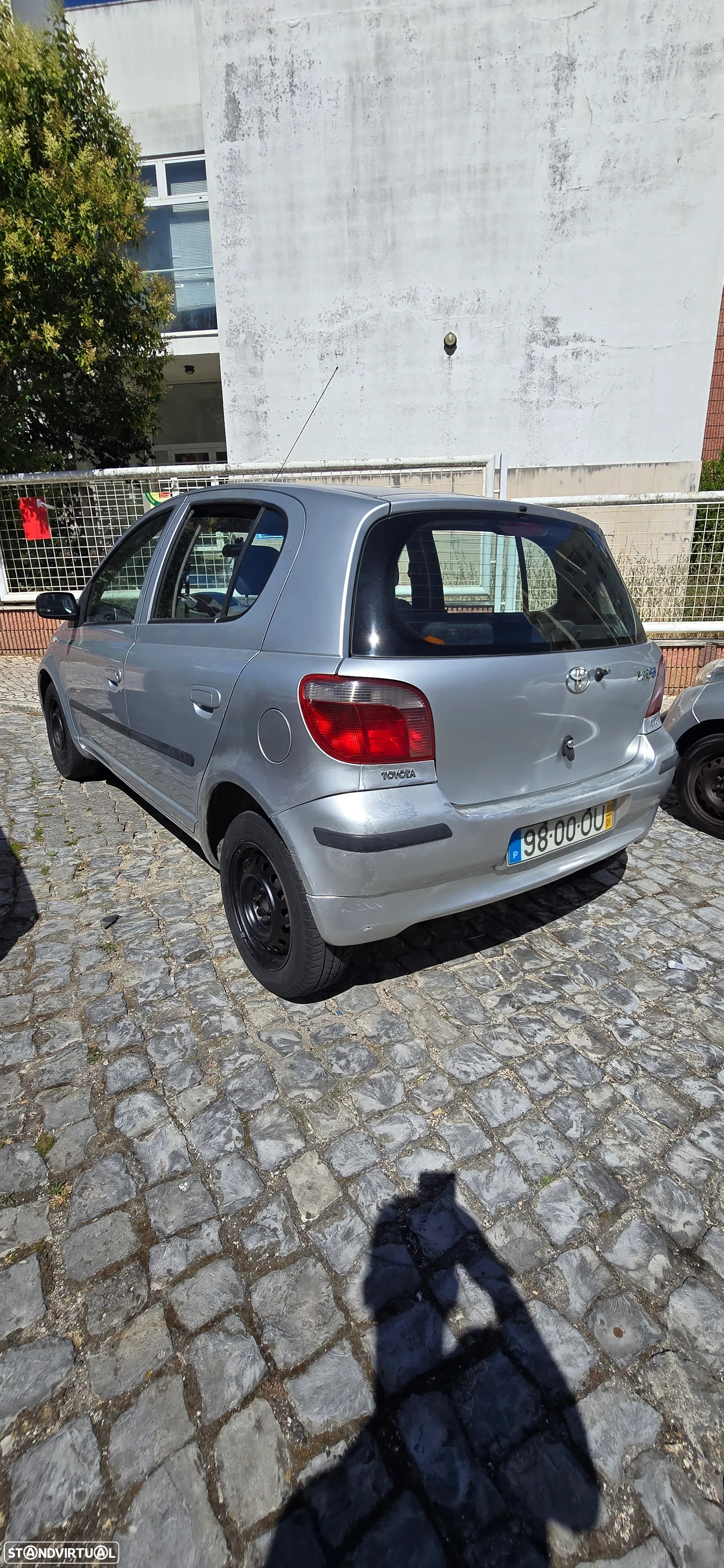 Toyota Yaris 1.0 Terra DA+ABS+CD - 2