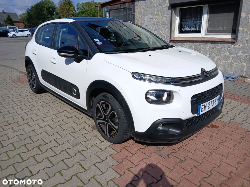 Citroën C3 1.2 PureTech Shine - 1