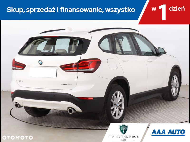 BMW X1 - 6