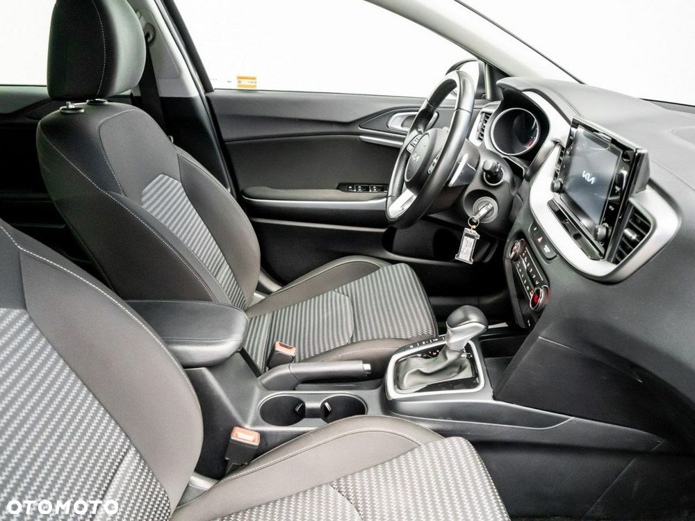 Kia XCeed 1.5 T-GDI M DCT - 14
