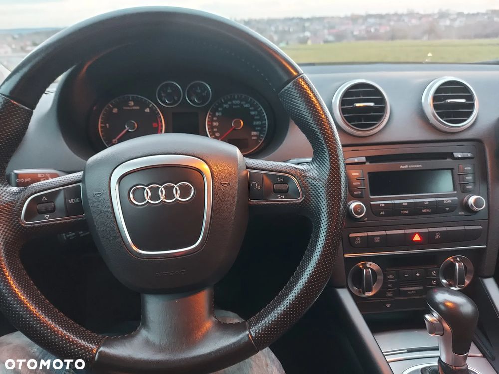 Audi A3 3-drzwiowe 1.6 TDI DPF Ambiente S tronic - 5