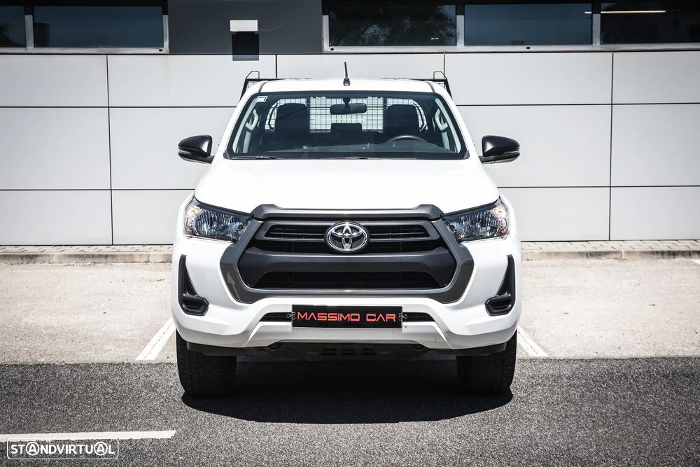 Toyota Hilux 2.4 D-4D 2WD CD CM - 2