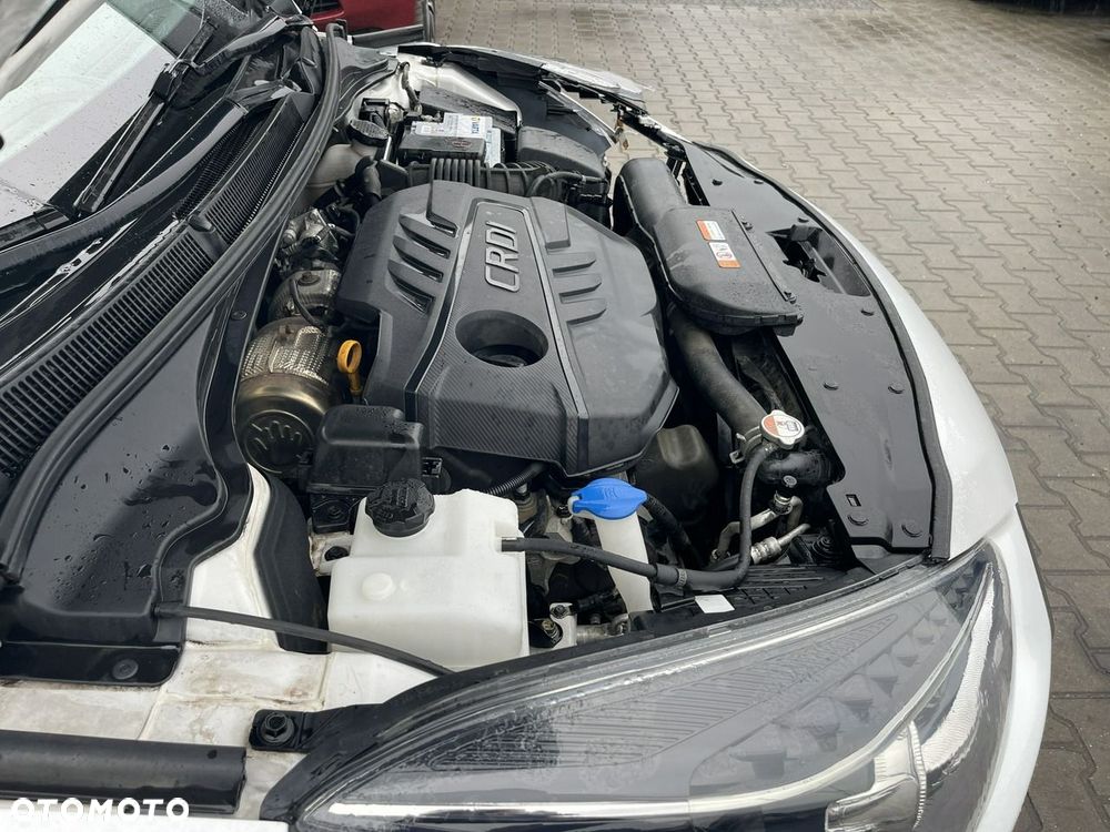 Hyundai i40 Kombi blue 1.6 CRDi DCT Space Plus - 15