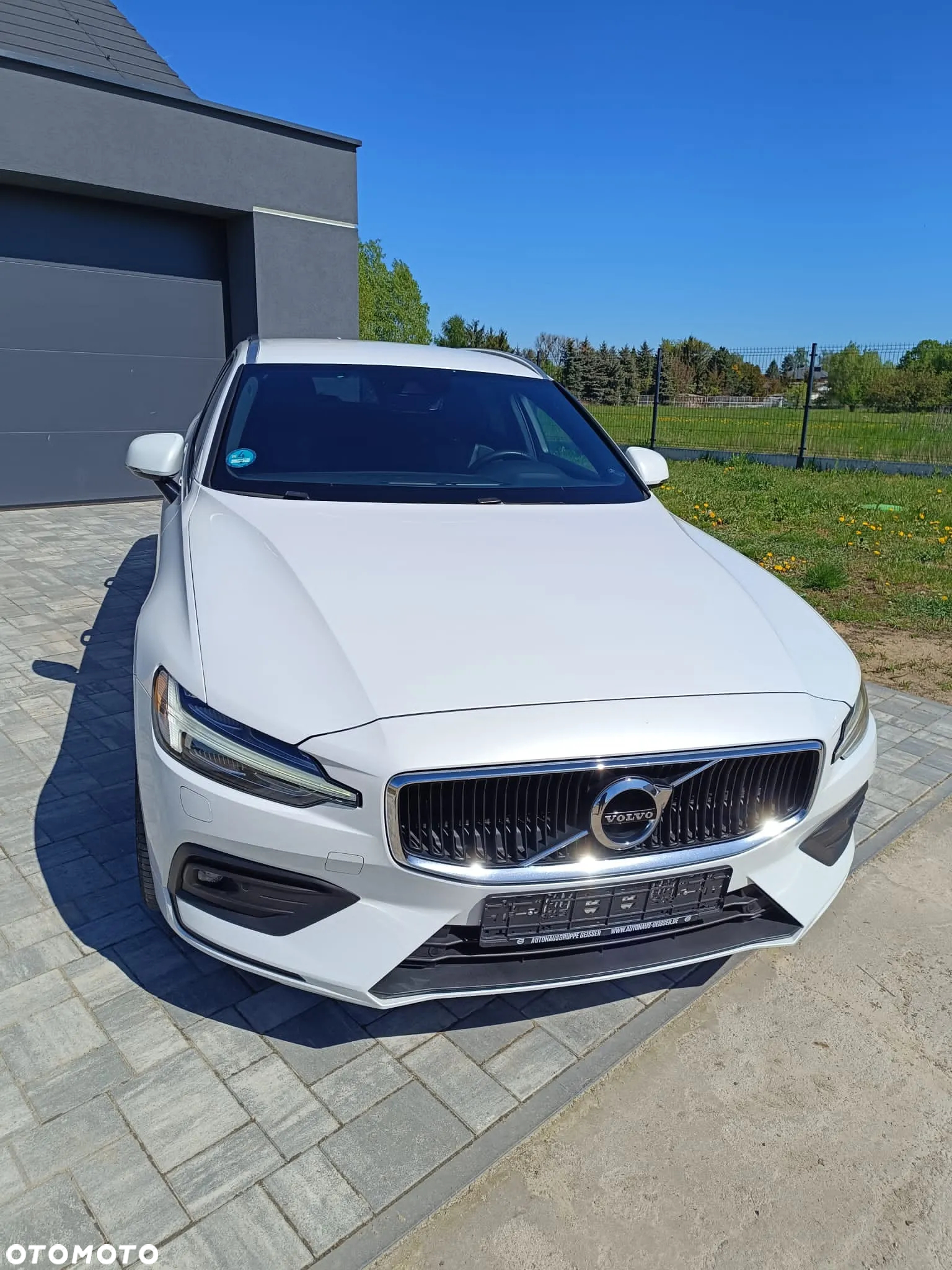 Volvo V60 D4 AWD Geartronic Momentum Pro - 11