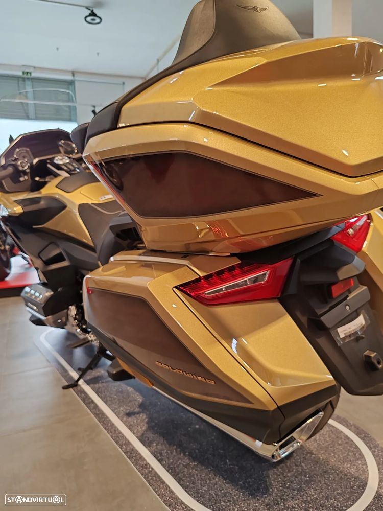 Honda Goldwing - 3