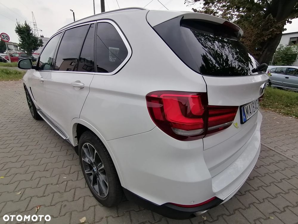 BMW X5 xDrive35i - 12