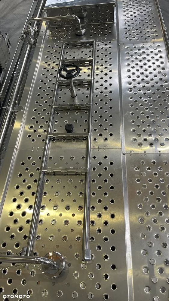 Berger LETINA - Cysterna ATP / MLEKO / OLEJE SPOŻ / WINO - 30