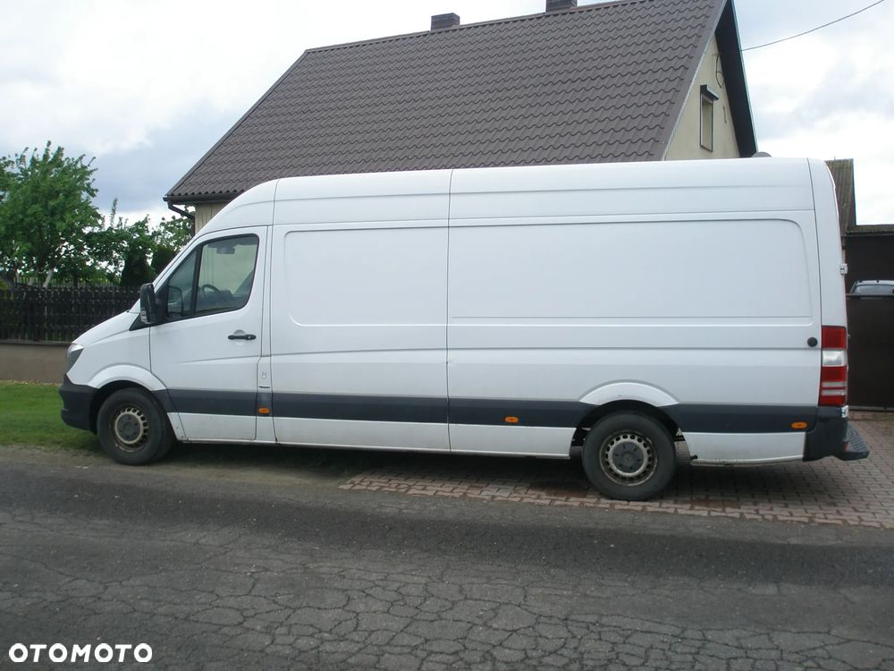 Mercedes-Benz Sprinter - 30