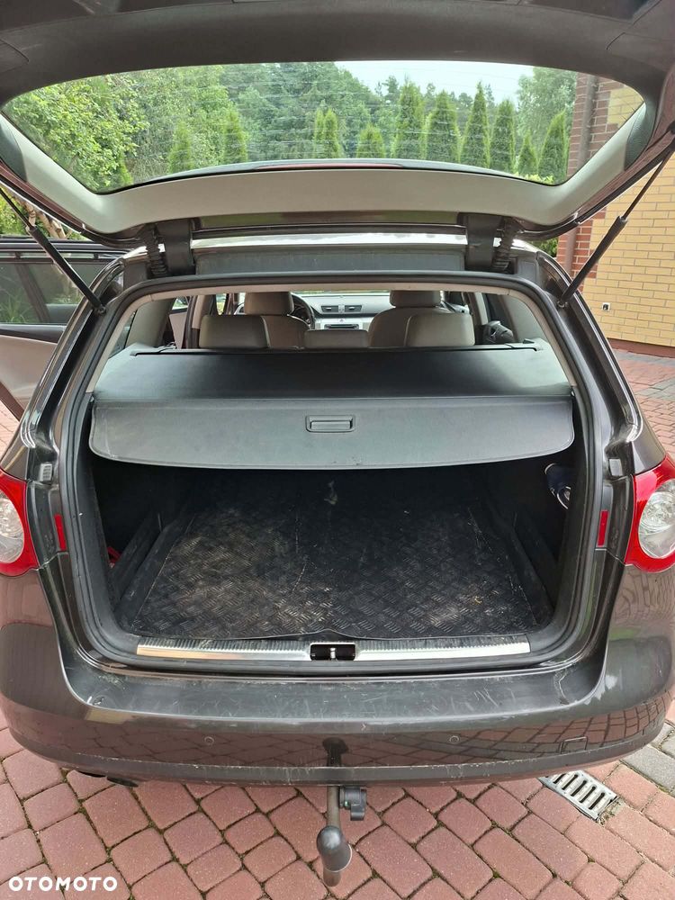Volkswagen Passat 1.8 TSI Highline - 13