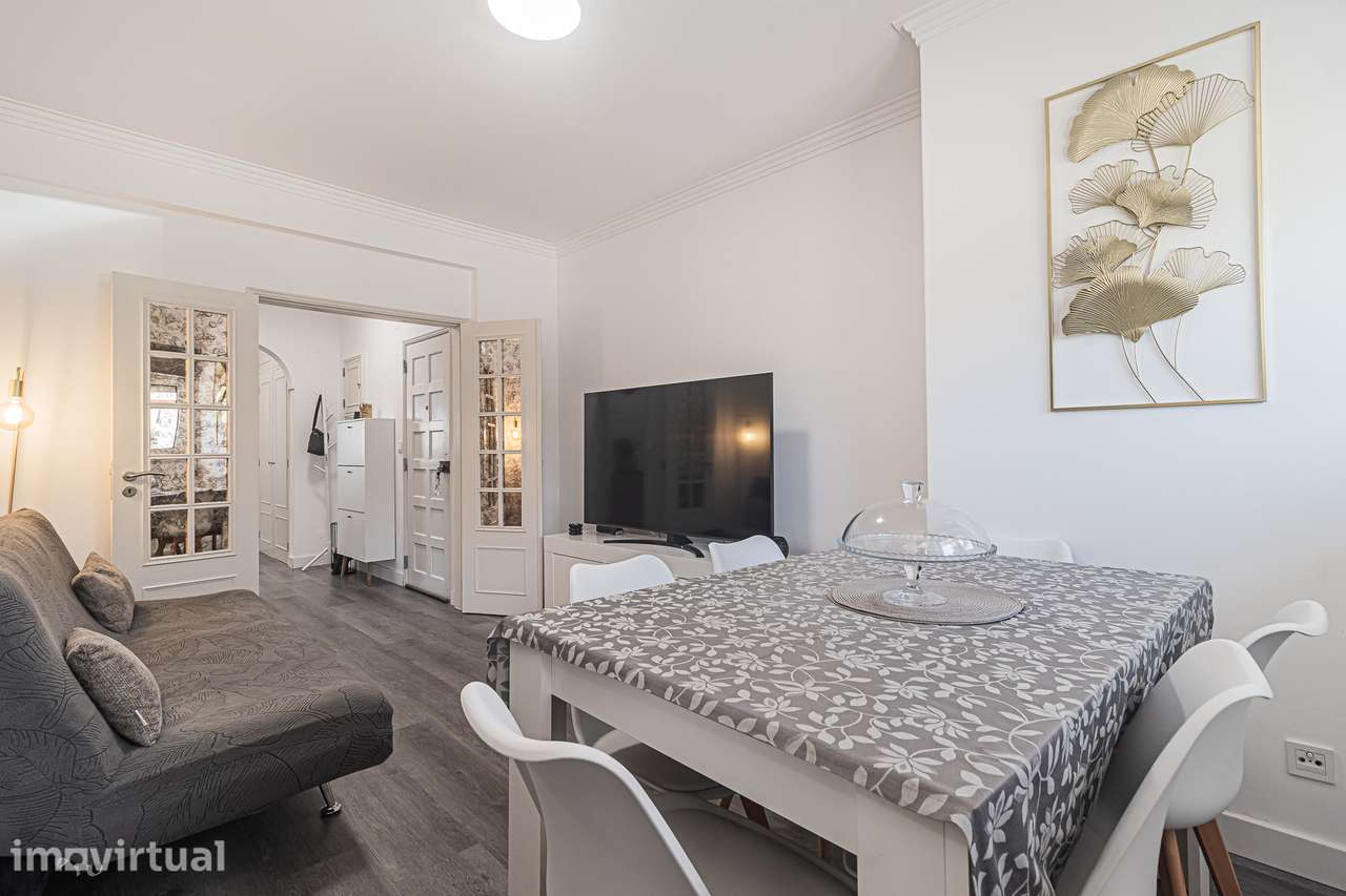 Apartamento T2 remodelado num Rc na Marisol, Almada - Grande imagem: 3/33