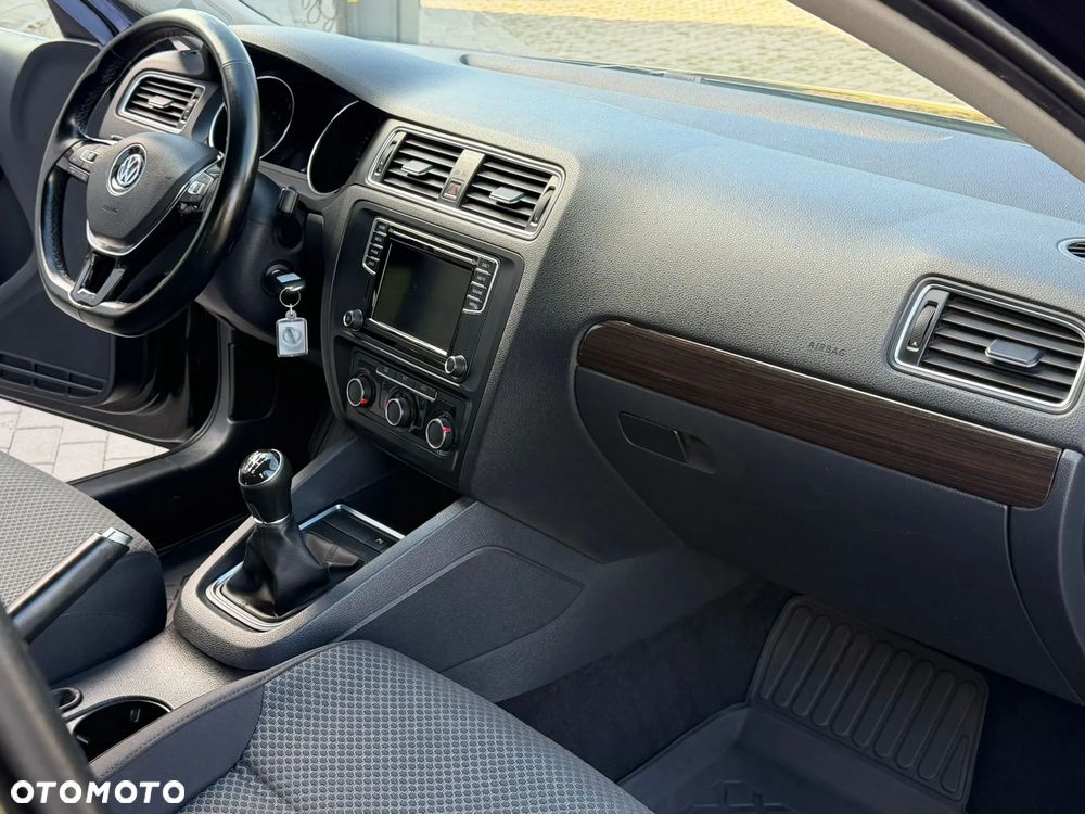 Volkswagen Jetta 1.4 TSI BMT Comfortline - 7