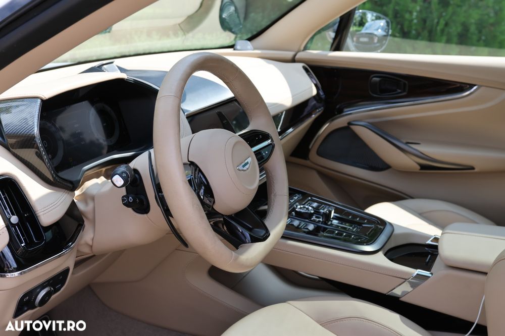 Aston Martin DBX Standard - 18