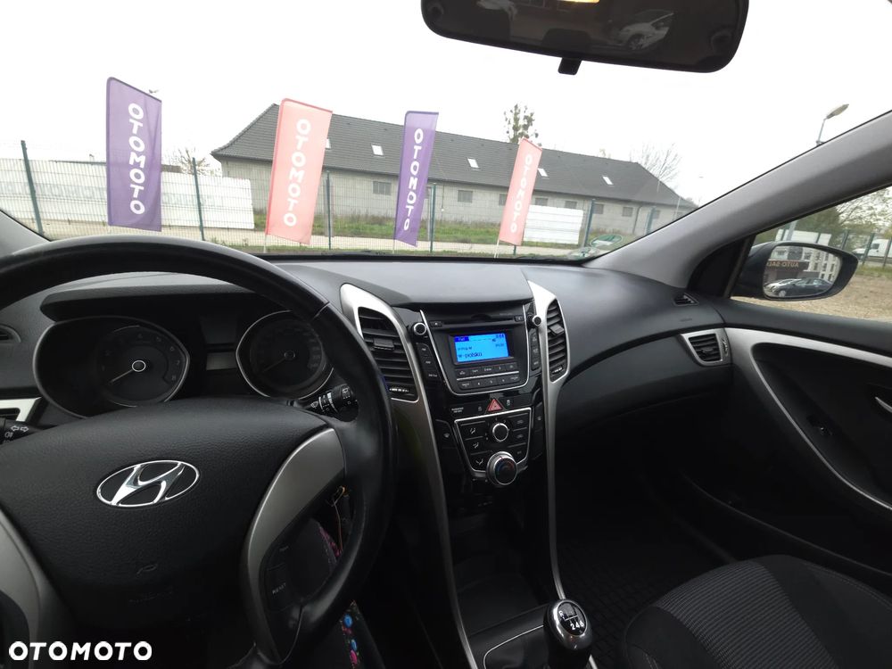 Hyundai i30 blue 1.4 Classic - 27