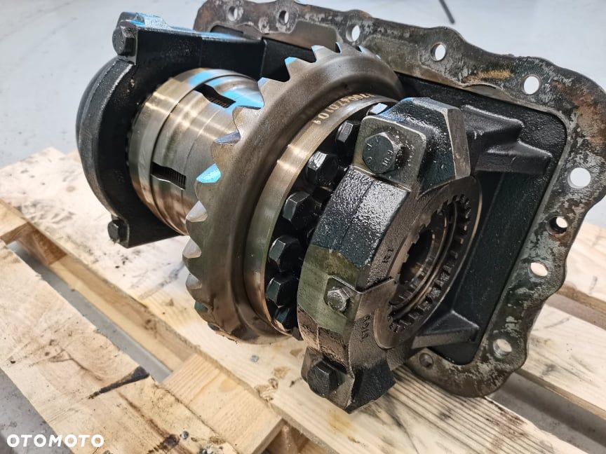 Mechanizm różnicowy Massey Ferguson 8690 3766063M1 - 15
