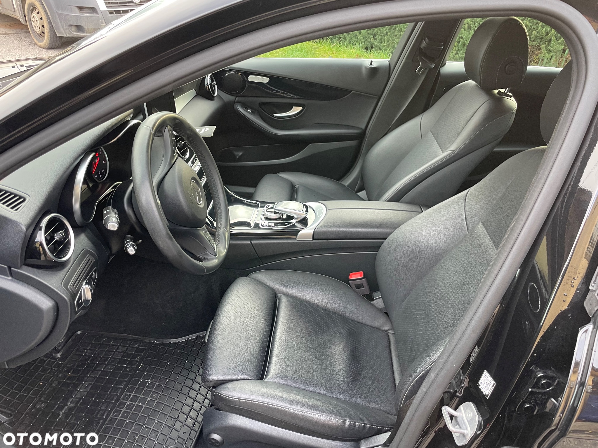 Mercedes-Benz Klasa C 220 d 9G-TRONIC - 14