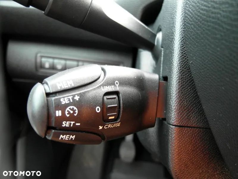 Peugeot 308 SW HDi FAP 150 Allure - 37