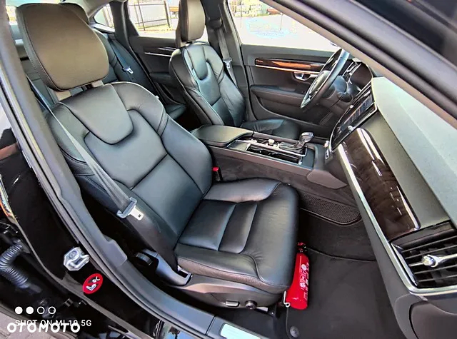 Volvo S90 T6 AWD Geartronic Momentum - 26