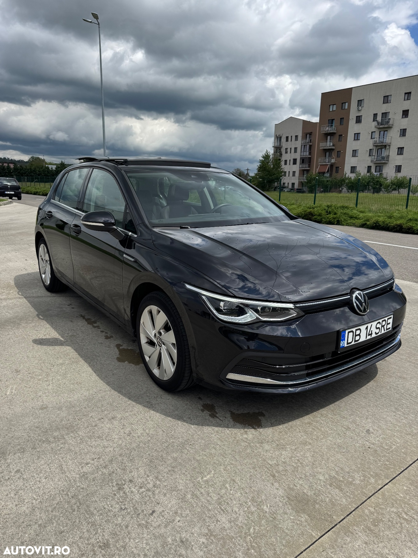 Volkswagen Golf 1.5 eTSI ACT DSG MHEV Style - 3