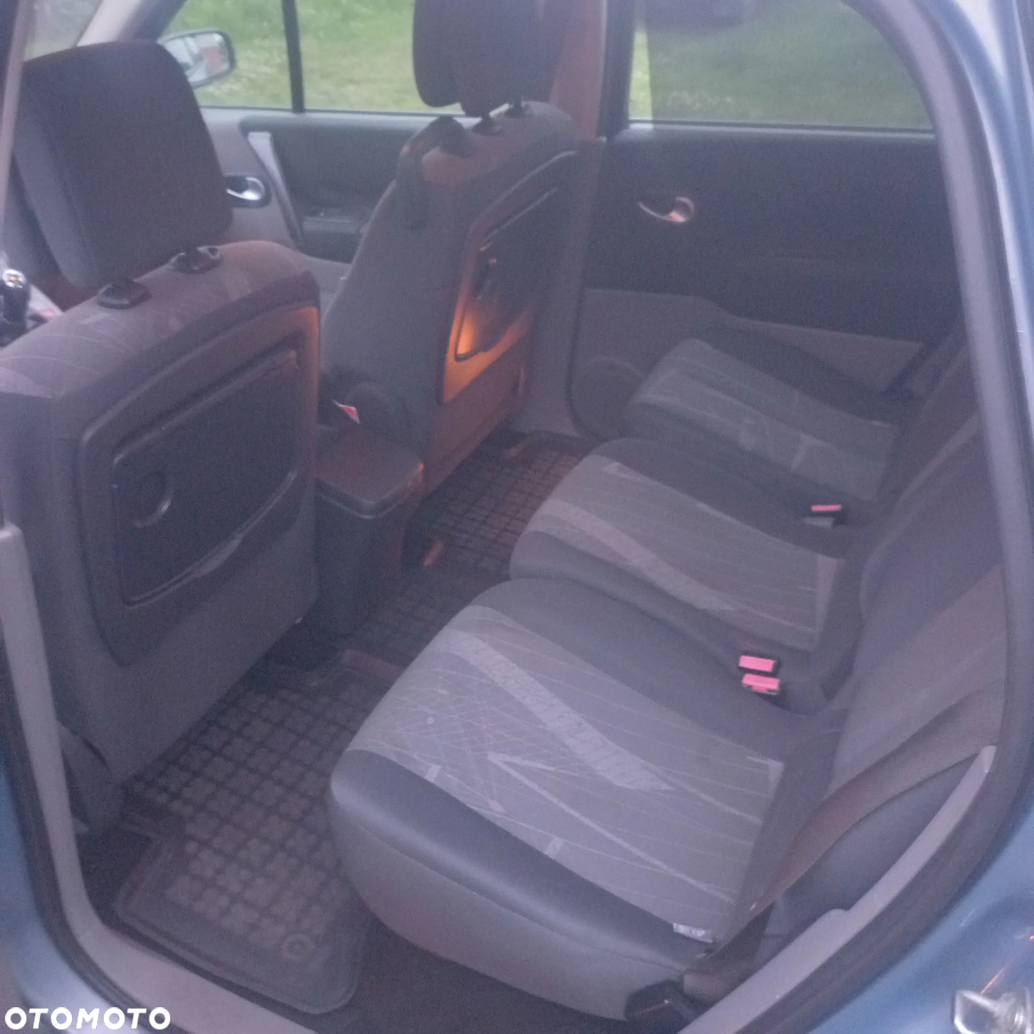 Renault Scenic 1.6 Confort Expression - 10