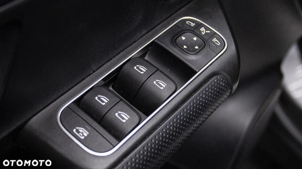 Mercedes-Benz GLB 200 d Style 8G-DCT - 19