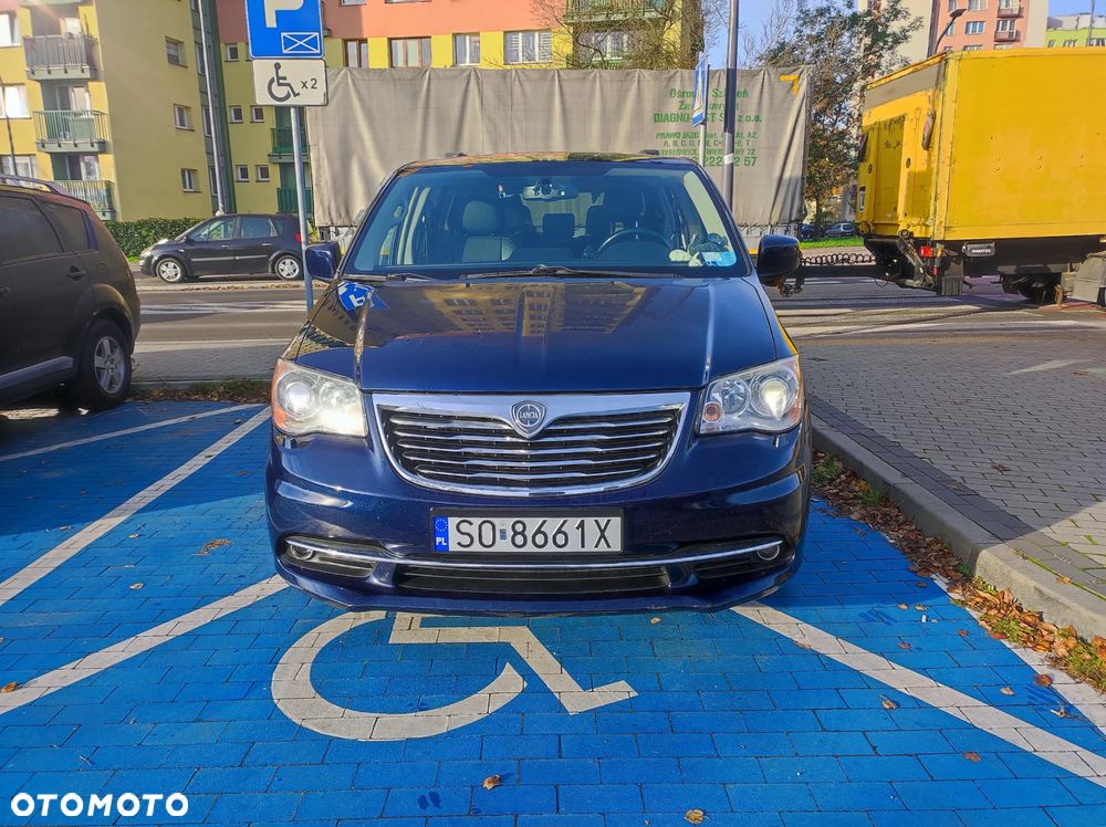Lancia Voyager 2.8CRD Gold - 17