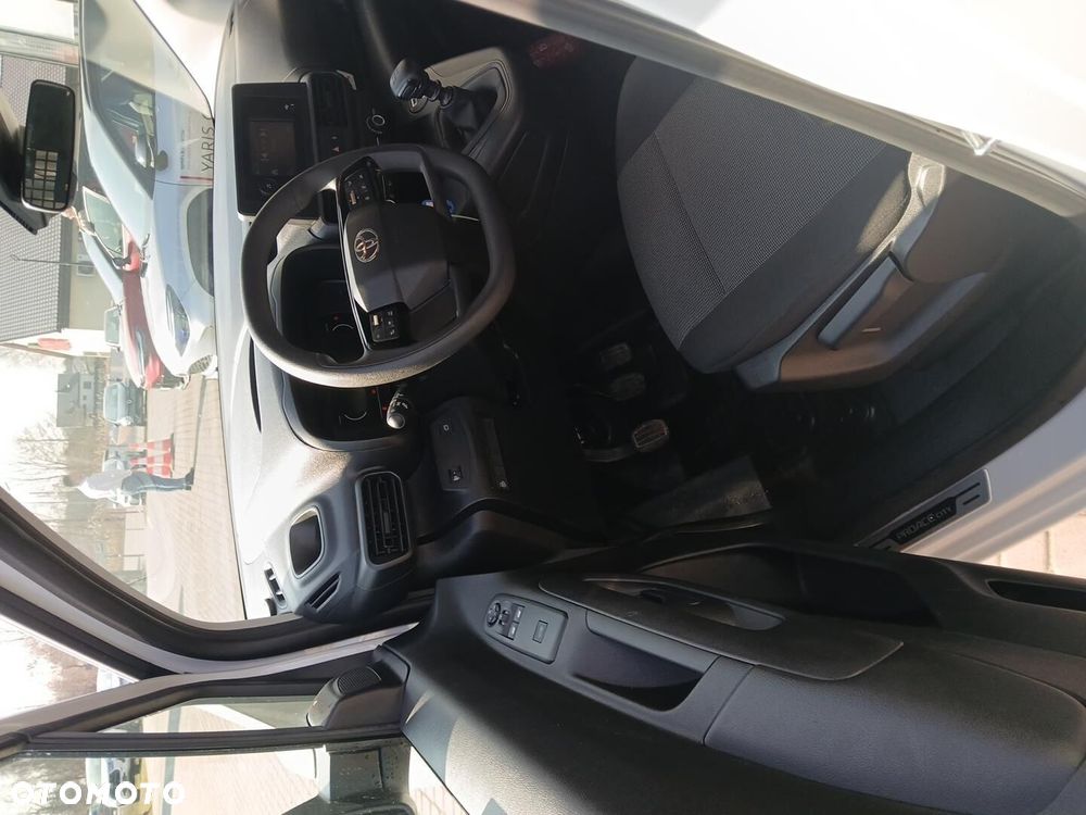 Toyota PROACE CITY - 22