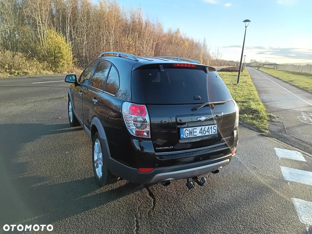 Chevrolet Captiva 2.2 D LTZ - 14