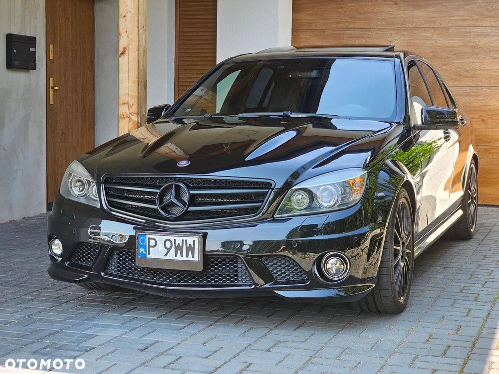 Mercedes-Benz Klasa C 63 AMG - 30
