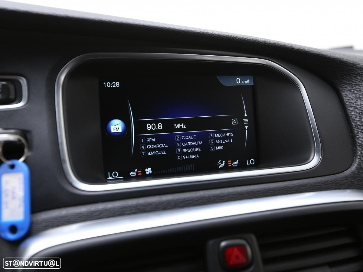 Volvo V40 - 19