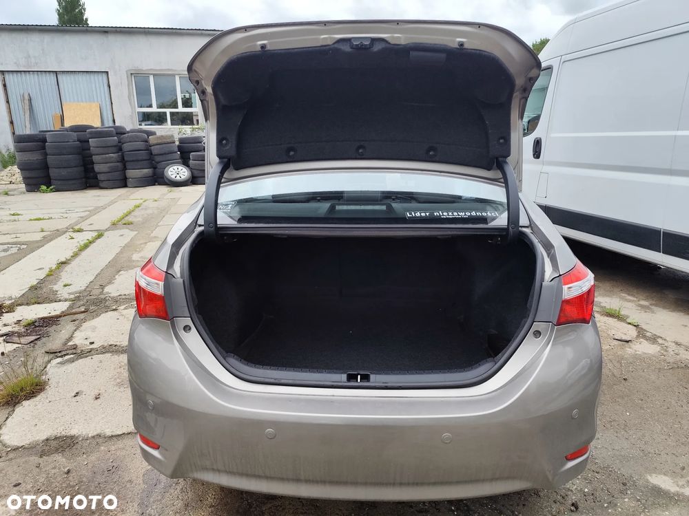 Toyota Corolla 1.6 Premium - 6