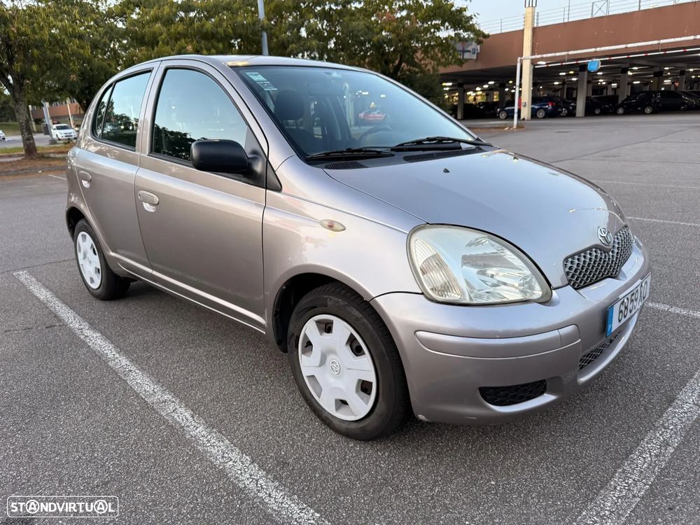 Toyota Yaris 1.0 Sol AC - 2