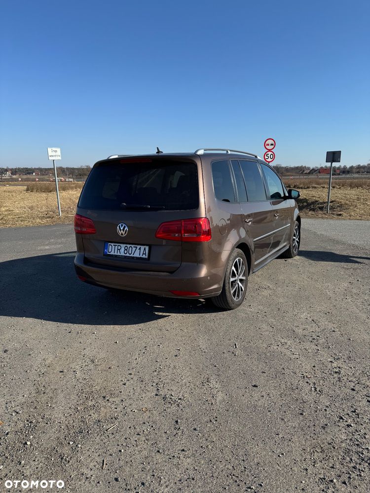 Volkswagen Touran 1.6 TDI DPF BlueMot Comfortline - 5