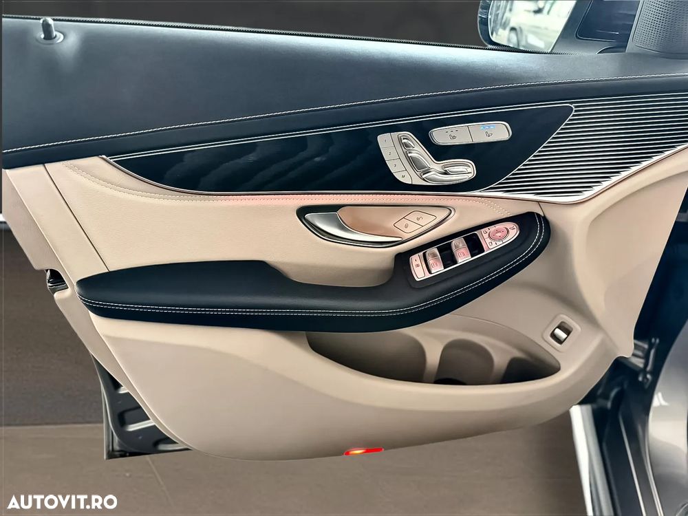 Mercedes-Benz EQC 400 4MATIC - 9