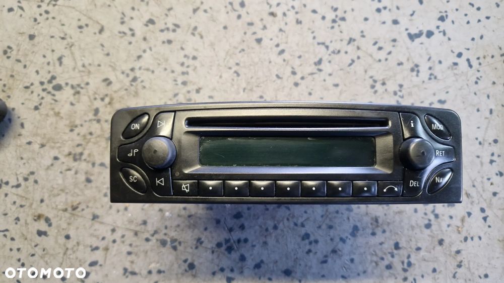 MERCEDES C KLASA W203 RADIO CD BECKER A2038204685 - 1